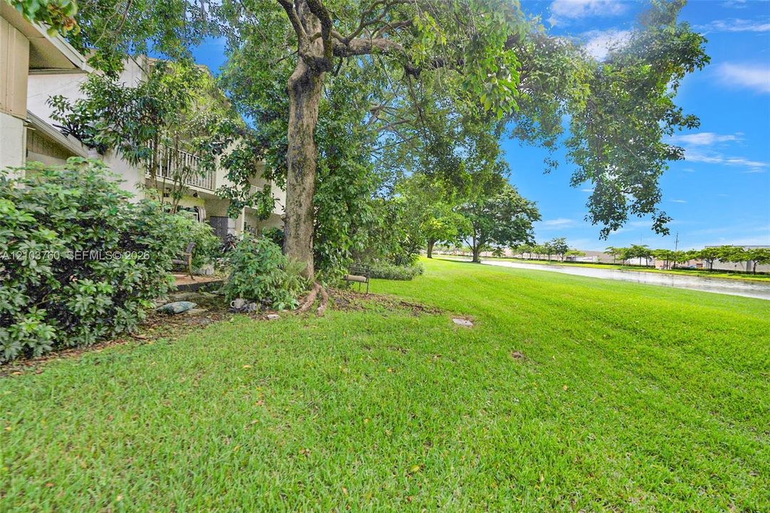 For Sale: $400,000 (3 beds, 2 baths, 1482 Square Feet)