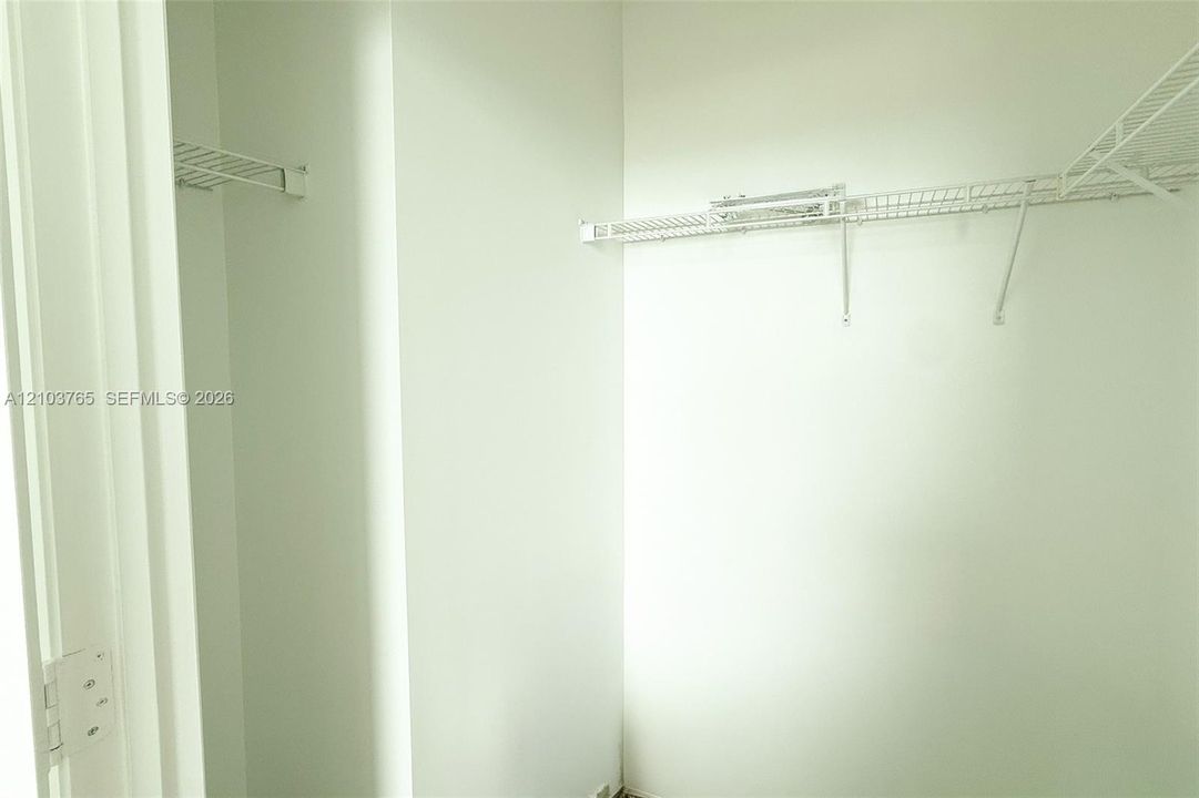 В аренду: $3,950 (2 спален, 2 ванн, 1180 Квадратных фут)