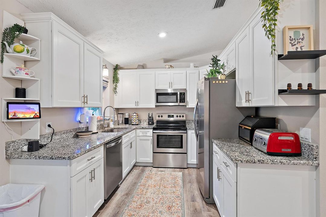 6445 NW Halibut St-28