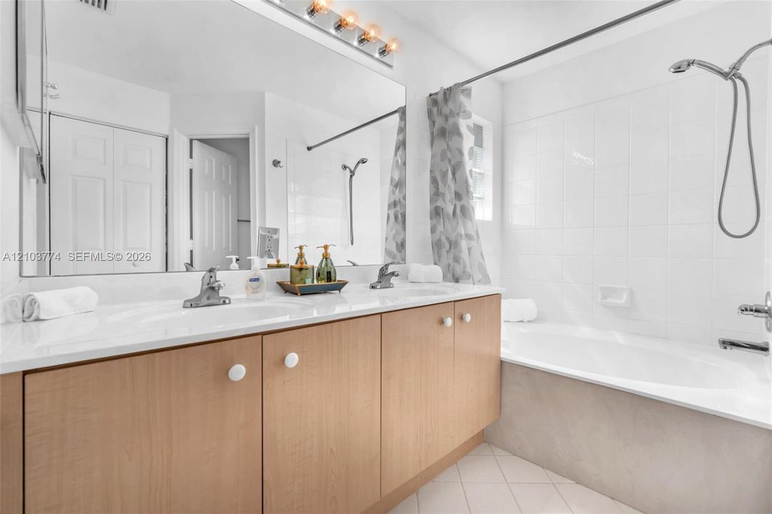 For Sale: $509,000 (2 beds, 2 baths, 1480 Square Feet)