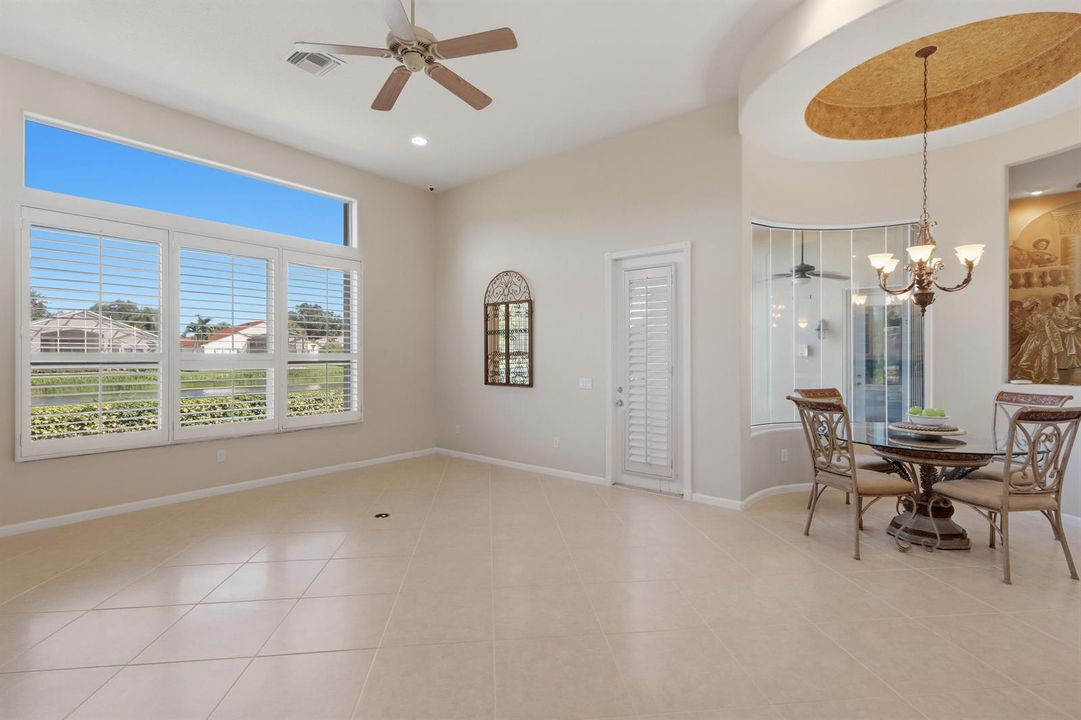 Eat-In Kitchen/Family Room
