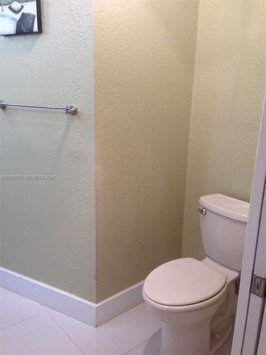 For Rent: $1,850 (1 beds, 1 baths, 763 Square Feet)