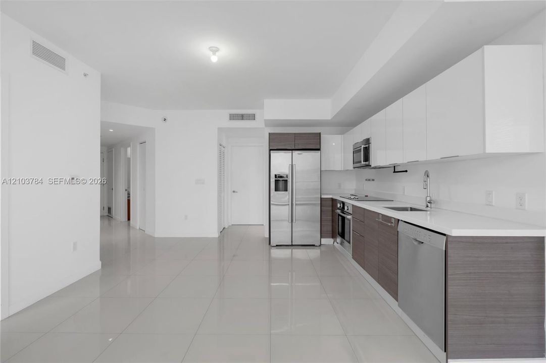 En Venta: $760,000 (3 camas, 2 baños, 1273 Pies cuadrados)