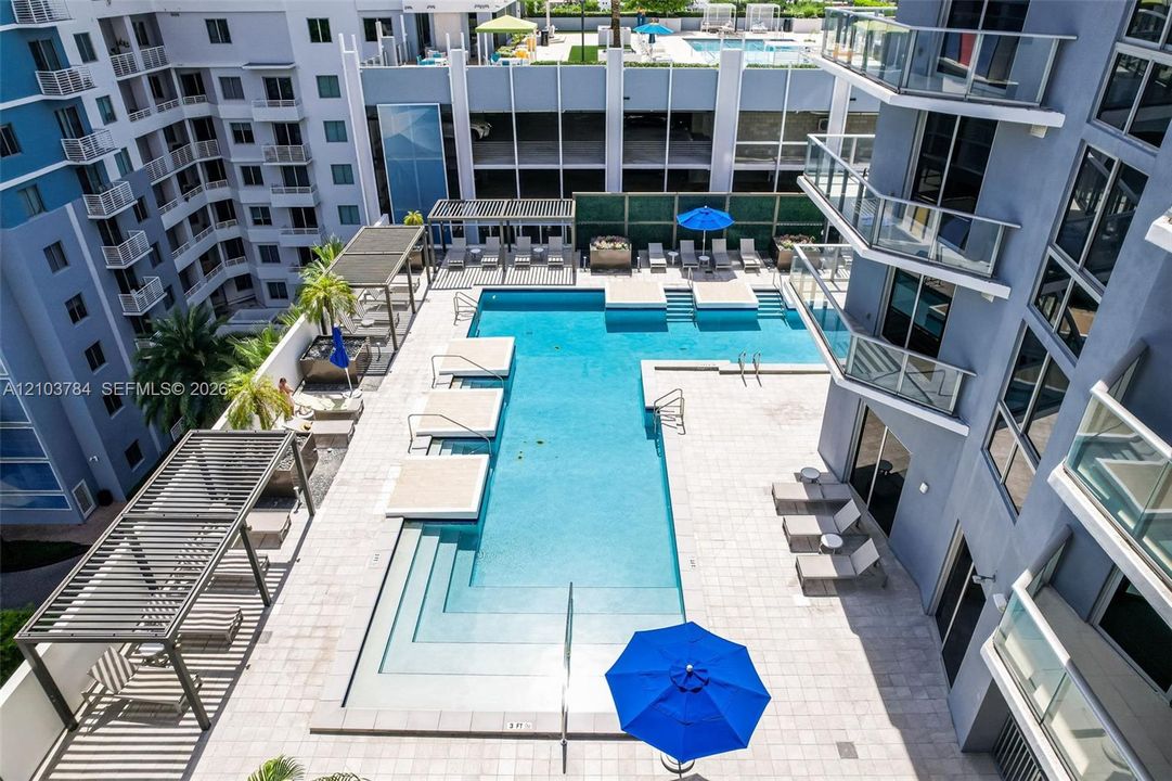 En Venta: $760,000 (3 camas, 2 baños, 1273 Pies cuadrados)