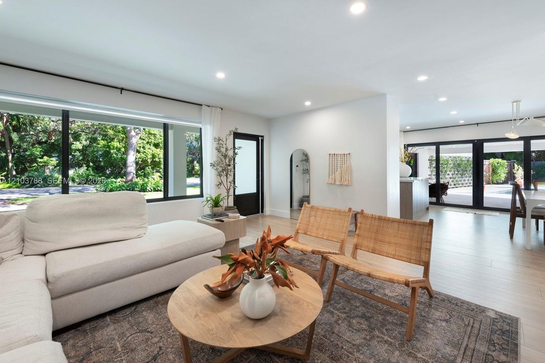 For Sale: $2,299,000 (4 beds, 3 baths, 1845 Square Feet)