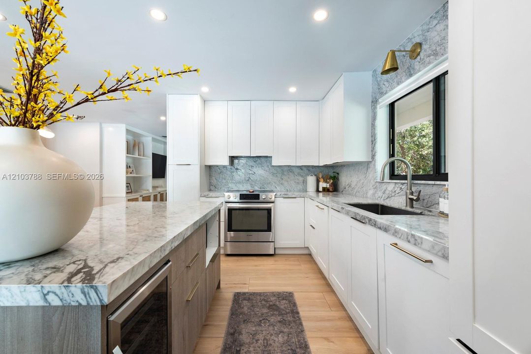 For Sale: $2,299,000 (4 beds, 3 baths, 1845 Square Feet)