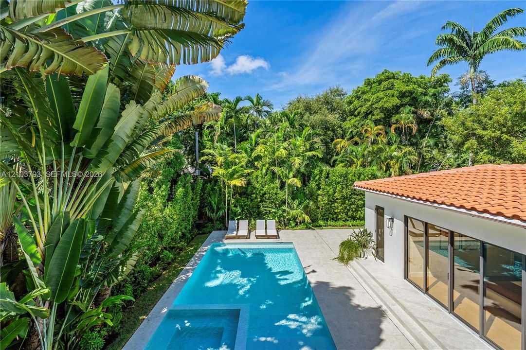 На продажу: $6,150,000 (6 спален, 5 ванн, 3759 Квадратных фут)