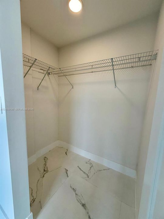 For Rent: $3,400 (3 beds, 2 baths, 1728 Square Feet)