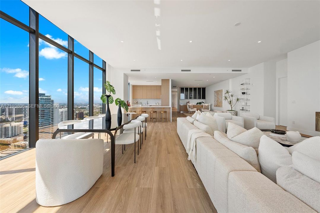 For Sale: $6,900,000 (5 beds, 4 baths, 0 Square Feet)