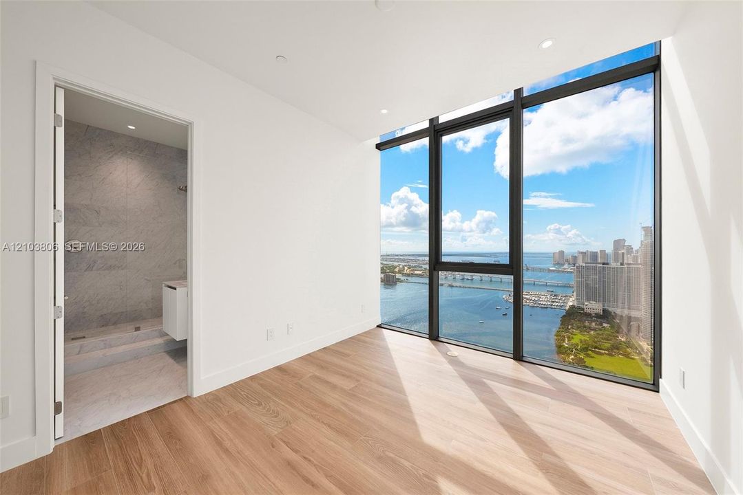 For Sale: $6,900,000 (5 beds, 4 baths, 0 Square Feet)