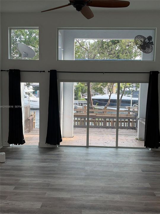 For Rent: $4,750 (3 beds, 3 baths, 1500 Square Feet)