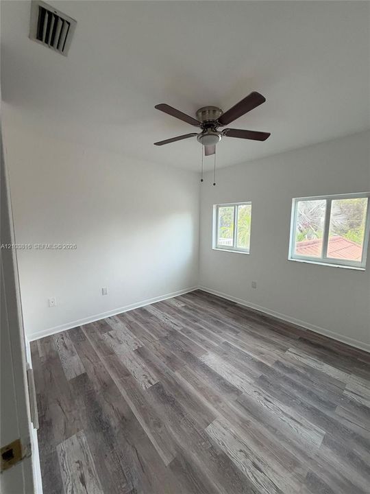 For Rent: $4,750 (3 beds, 3 baths, 1500 Square Feet)