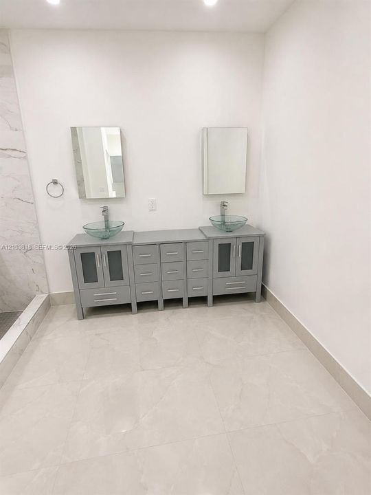 На продажу: $950,000 (3 спален, 2 ванн, 1628 Квадратных фут)