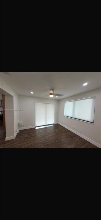 В аренду: $4,200 (2 спален, 2 ванн, 1669 Квадратных фут)