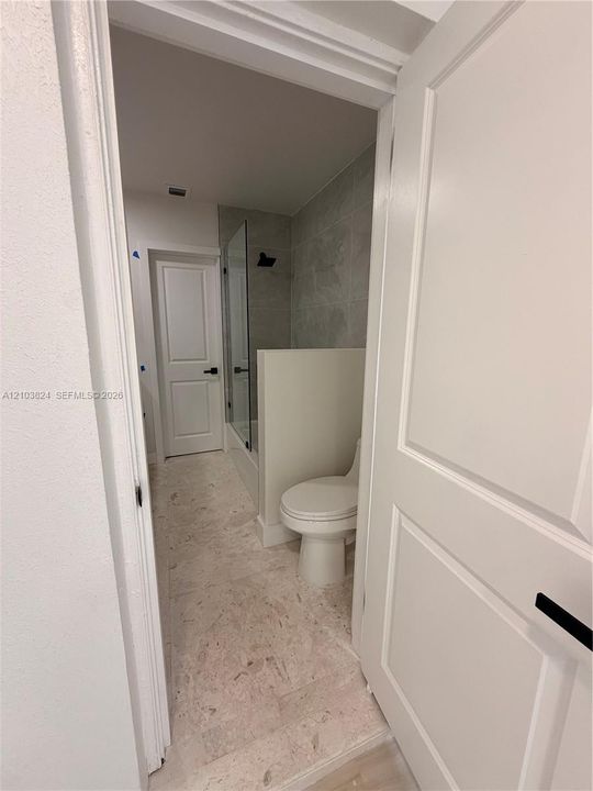 На продажу: $595,000 (4 спален, 2 ванн, 1818 Квадратных фут)