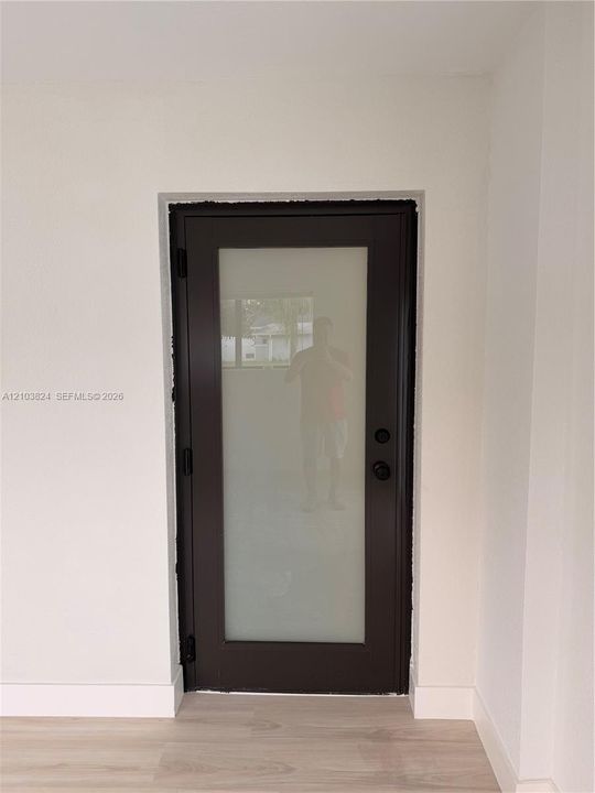 На продажу: $595,000 (4 спален, 2 ванн, 1818 Квадратных фут)