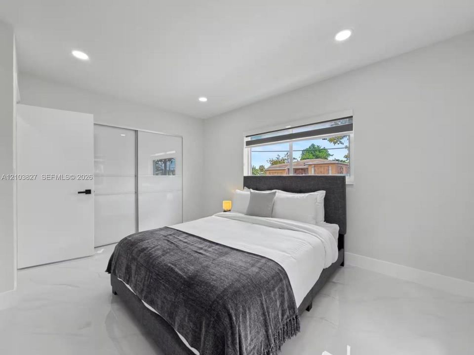 En Venta: $1,199,000 (3 camas, 2 baños, 1667 Pies cuadrados)