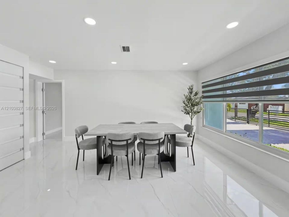 En Venta: $1,199,000 (3 camas, 2 baños, 1667 Pies cuadrados)
