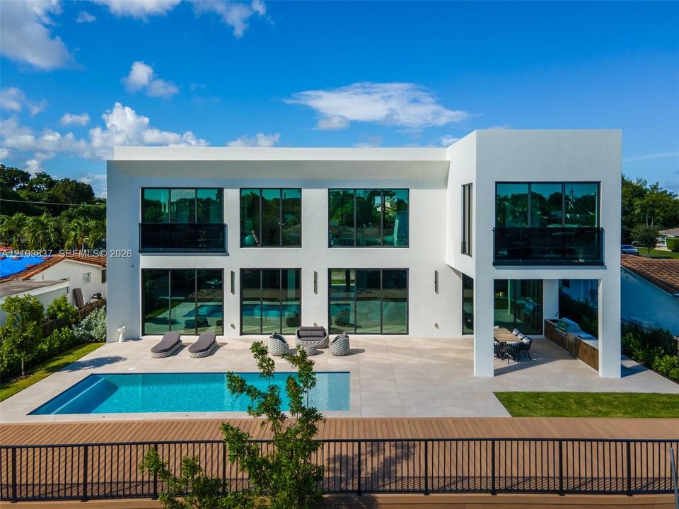 En Venta: $5,675,000 (6 camas, 6 baños, 0 Pies cuadrados)