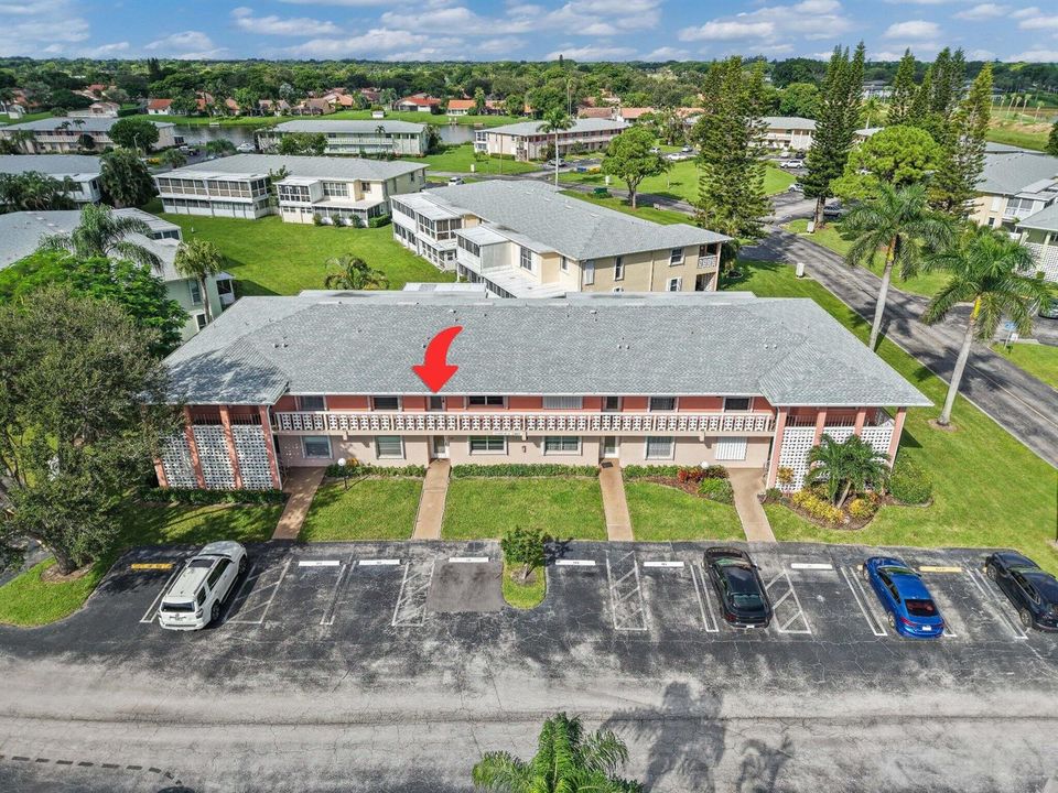 Green/Courtyard View