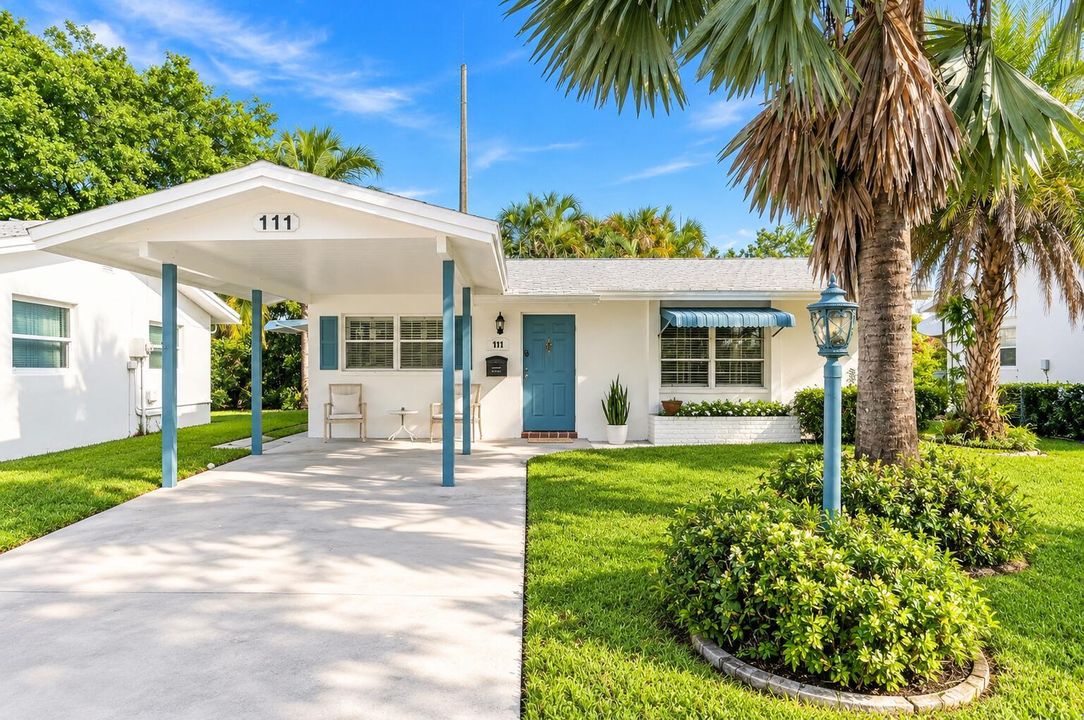 Front of home - Copy - Copy