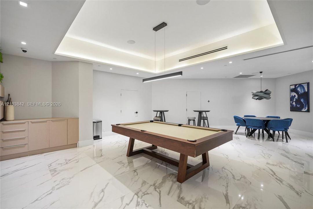 На продажу: $575,000 (3 спален, 2 ванн, 1880 Квадратных фут)