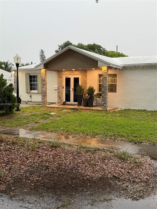 En Venta: $599,000 (4 camas, 4 baños, 0 Pies cuadrados)