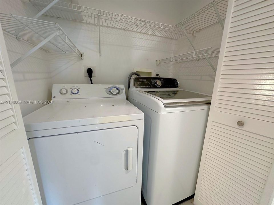 В аренду: $2,440 (1 спален, 1 ванн, 860 Квадратных фут)