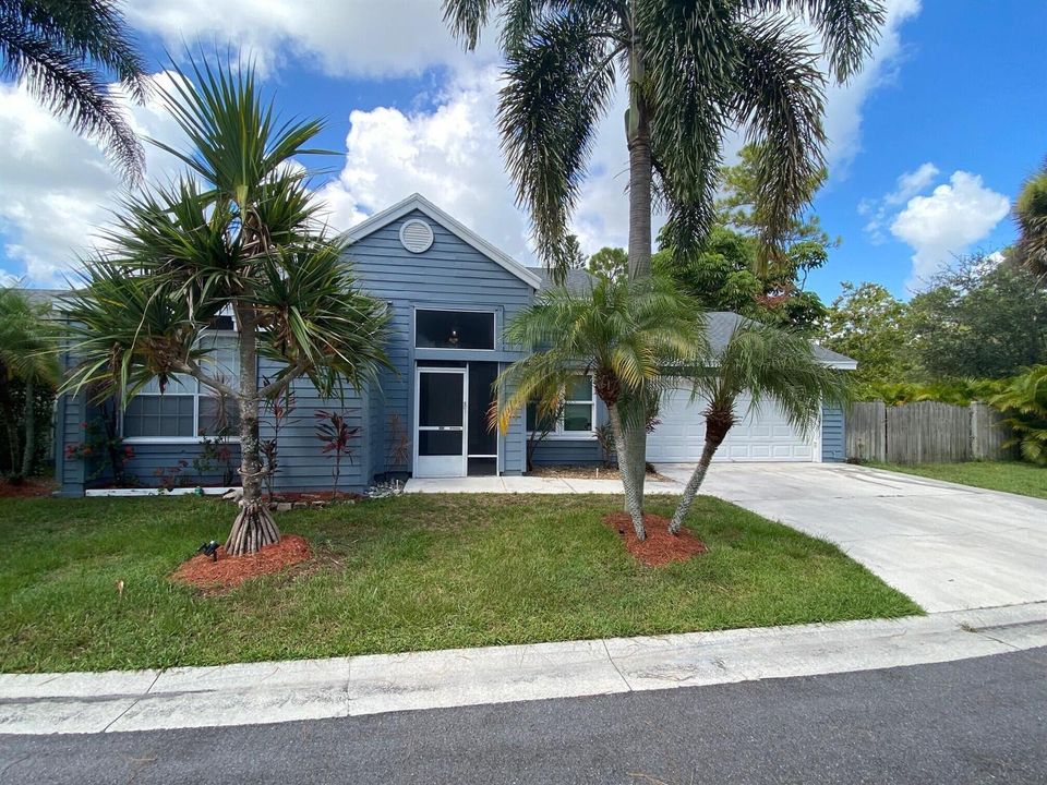 963 Red Parrot Lane Front