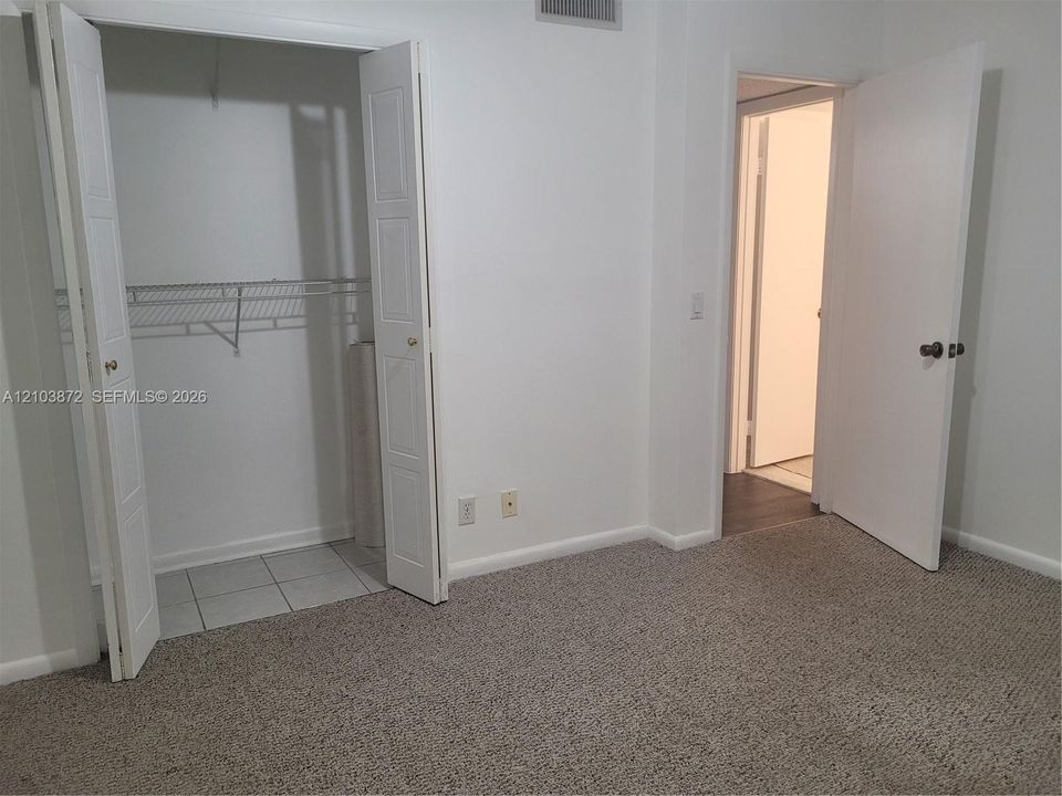 For Rent: $2,300 (2 beds, 2 baths, 1256 Square Feet)