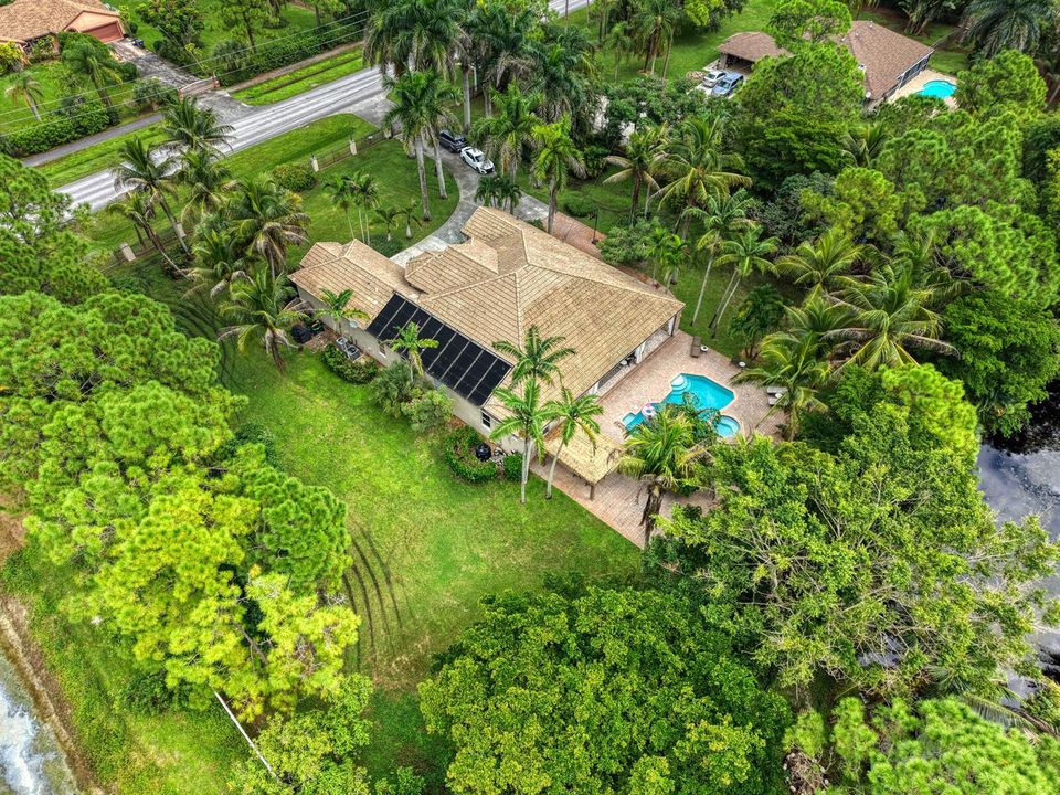 32 Backyard