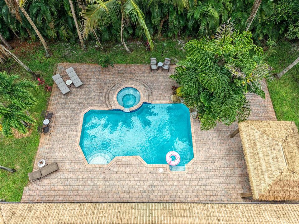 32 Pool (1)