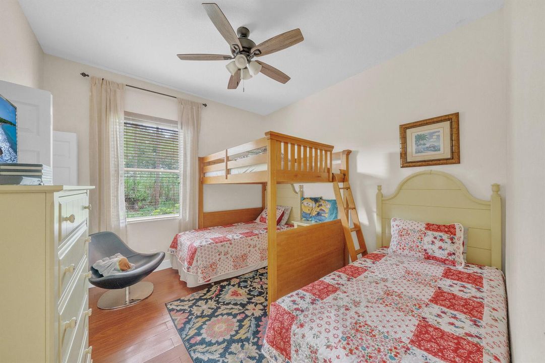 27 Guest Bedroom C (2)