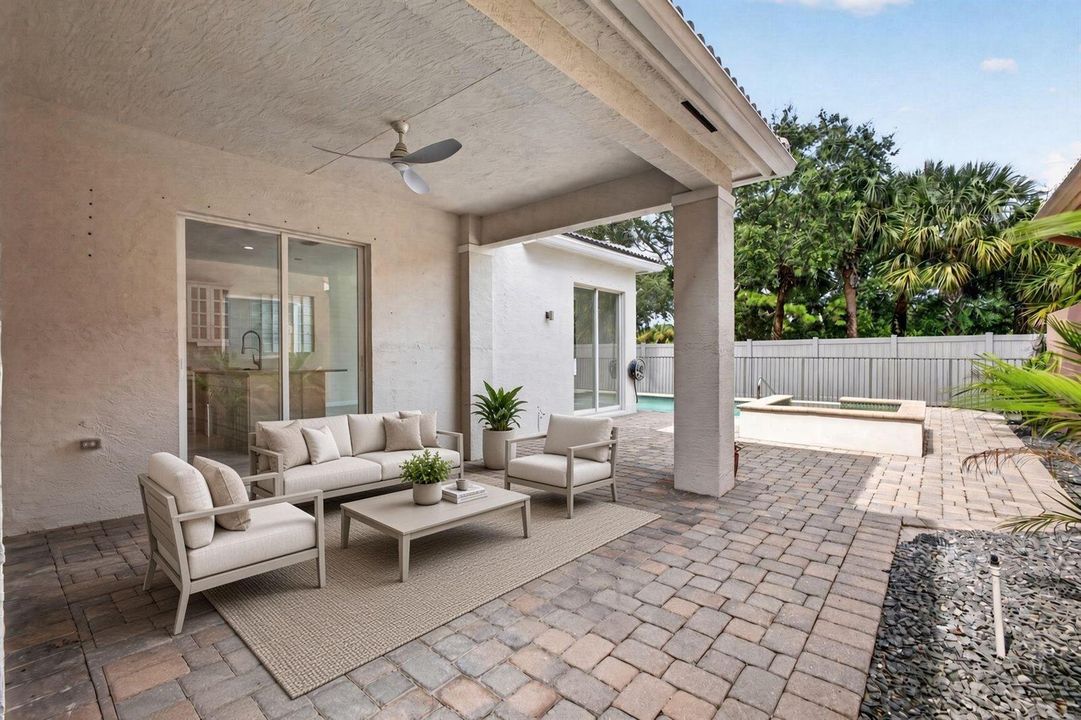 Covered Lanai / Staged