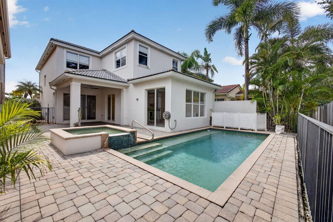 Pool / Patio