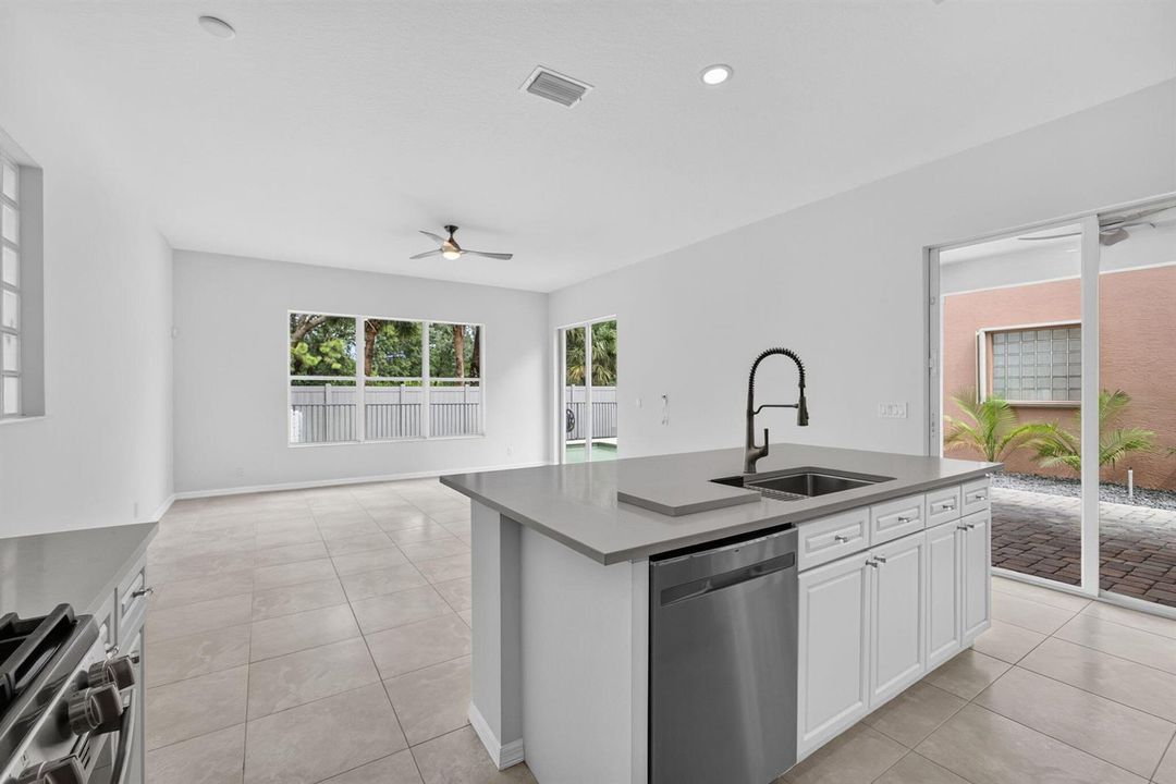 32-web-or-mls-5D1A5989