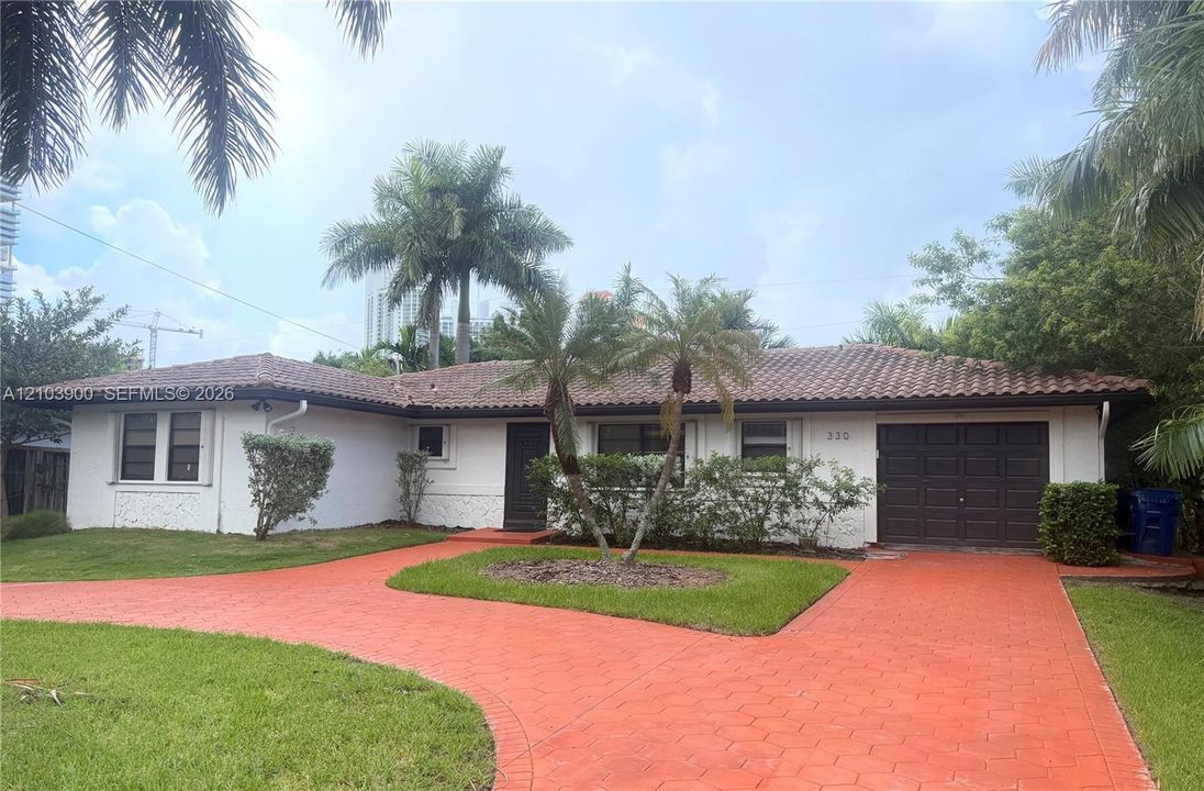 For Rent: $5,700 (3 beds, 2 baths, 1524 Square Feet)