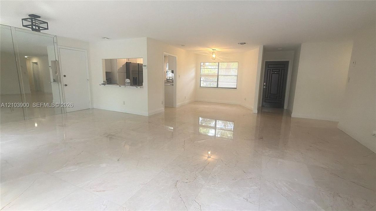 For Rent: $5,700 (3 beds, 2 baths, 1524 Square Feet)