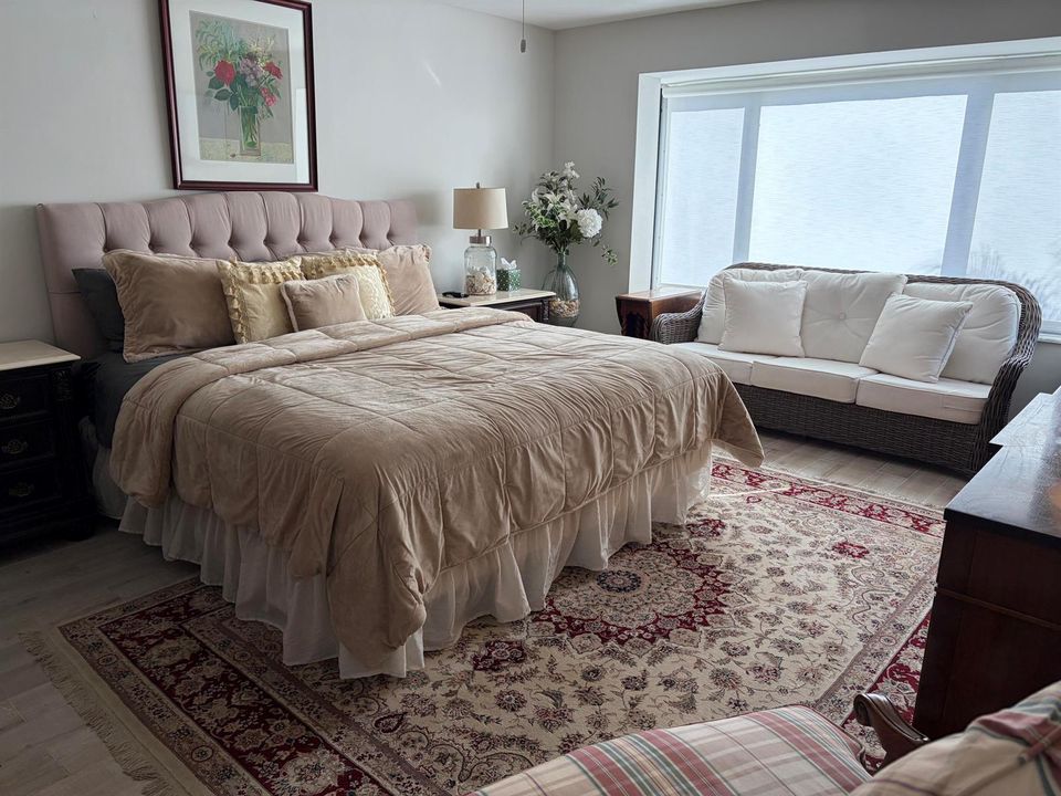 Master Bedroom Longwood