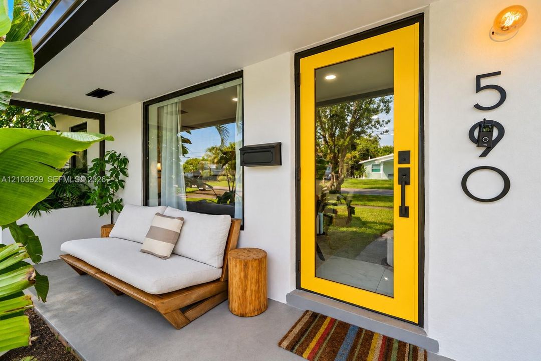 For Sale: $659,000 (4 beds, 3 baths, 1935 Square Feet)
