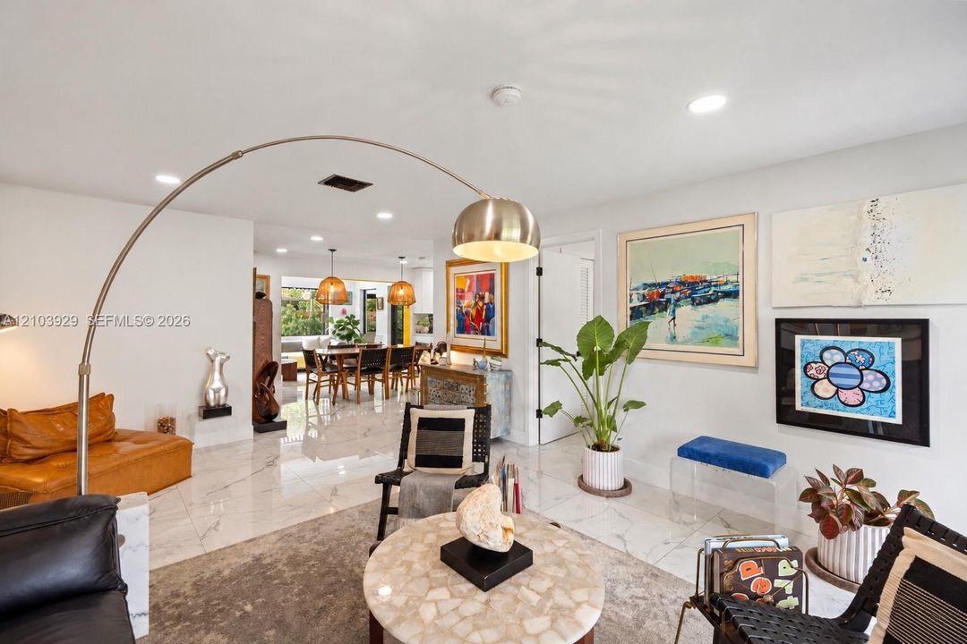For Sale: $659,000 (4 beds, 3 baths, 1935 Square Feet)