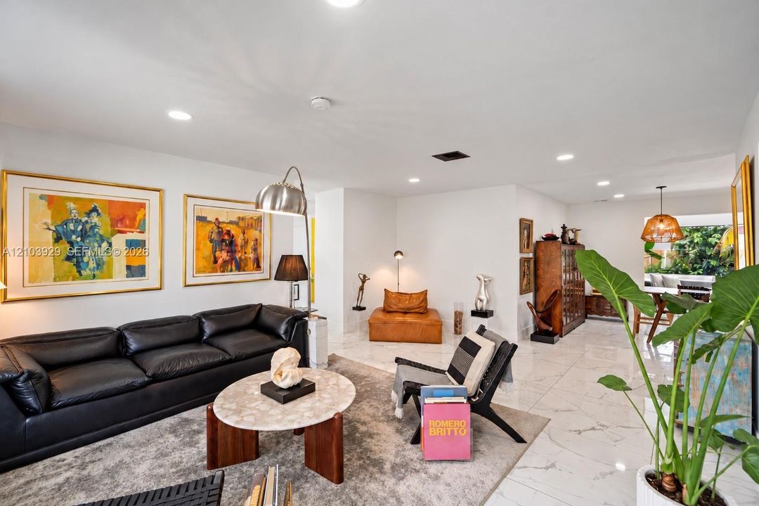 For Sale: $659,000 (4 beds, 3 baths, 1935 Square Feet)