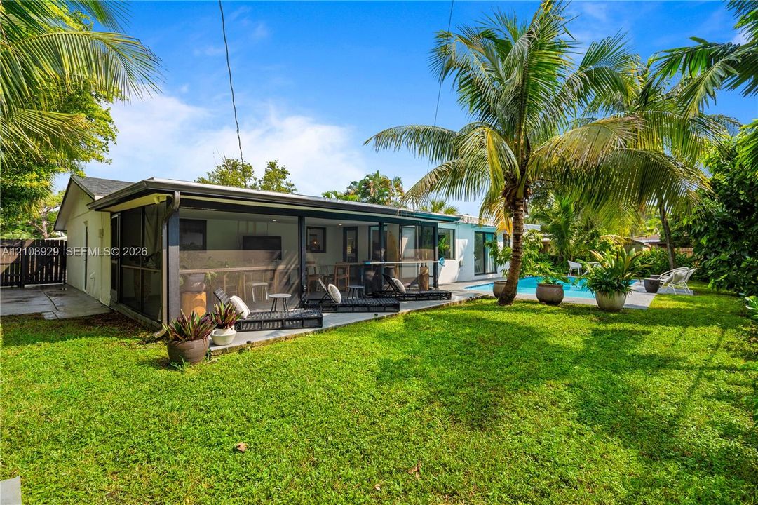 For Sale: $659,000 (4 beds, 3 baths, 1935 Square Feet)