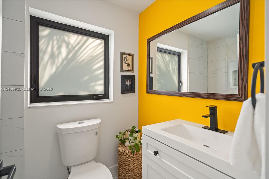For Sale: $659,000 (4 beds, 3 baths, 1935 Square Feet)