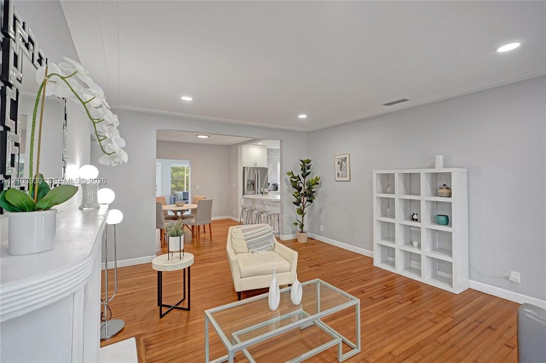 En Venta: $825,000 (2 camas, 2 baños, 1434 Pies cuadrados)