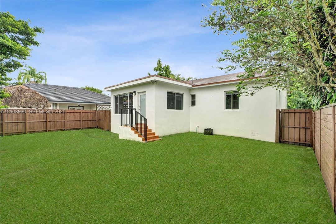 En Venta: $825,000 (2 camas, 2 baños, 1434 Pies cuadrados)