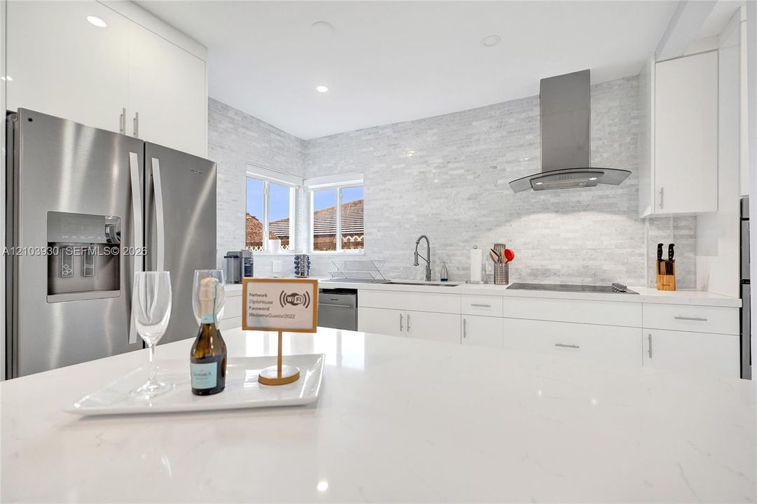 En Venta: $825,000 (2 camas, 2 baños, 1434 Pies cuadrados)