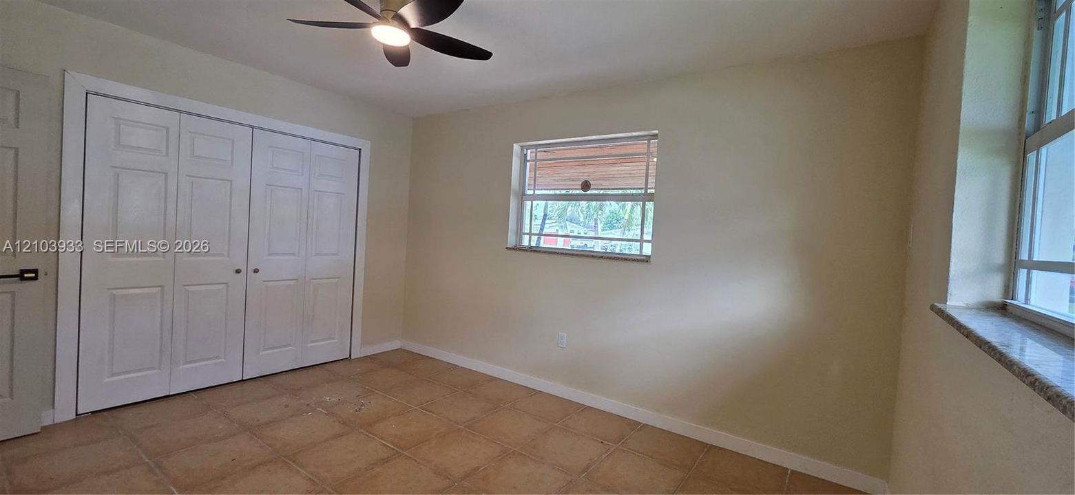 For Sale: $530,000 (3 beds, 2 baths, 1318 Square Feet)