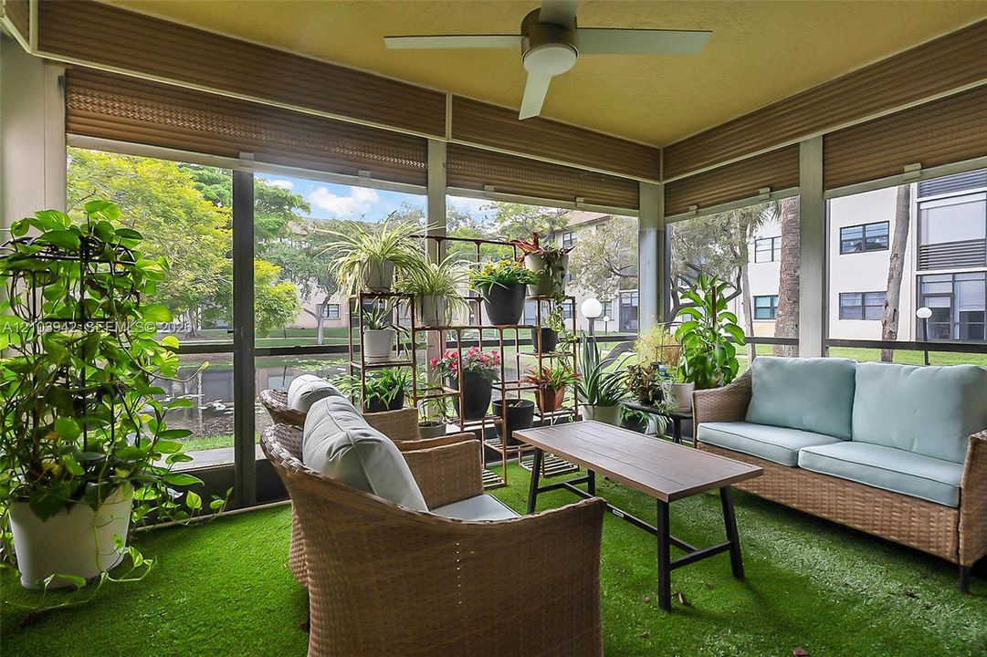 En Venta: $298,000 (2 camas, 2 baños, 1270 Pies cuadrados)