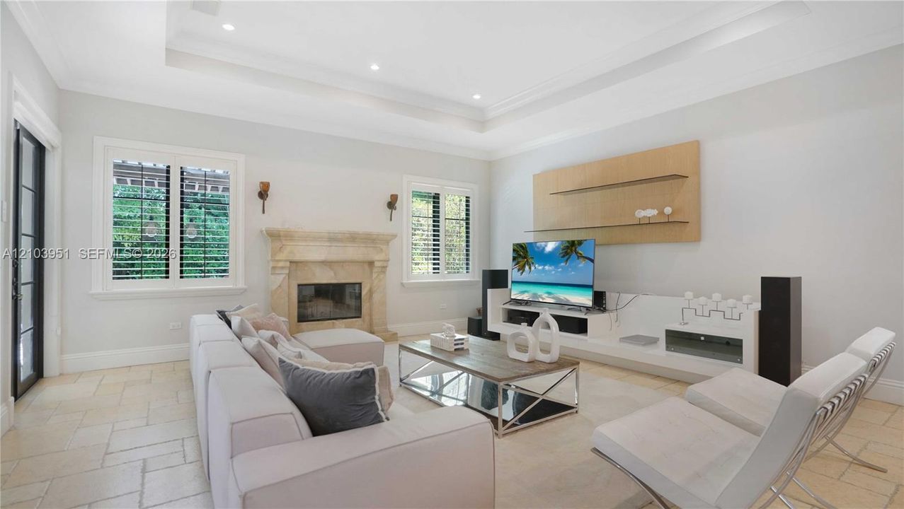 En Venta: $4,350,000 (5 camas, 5 baños, 4322 Pies cuadrados)